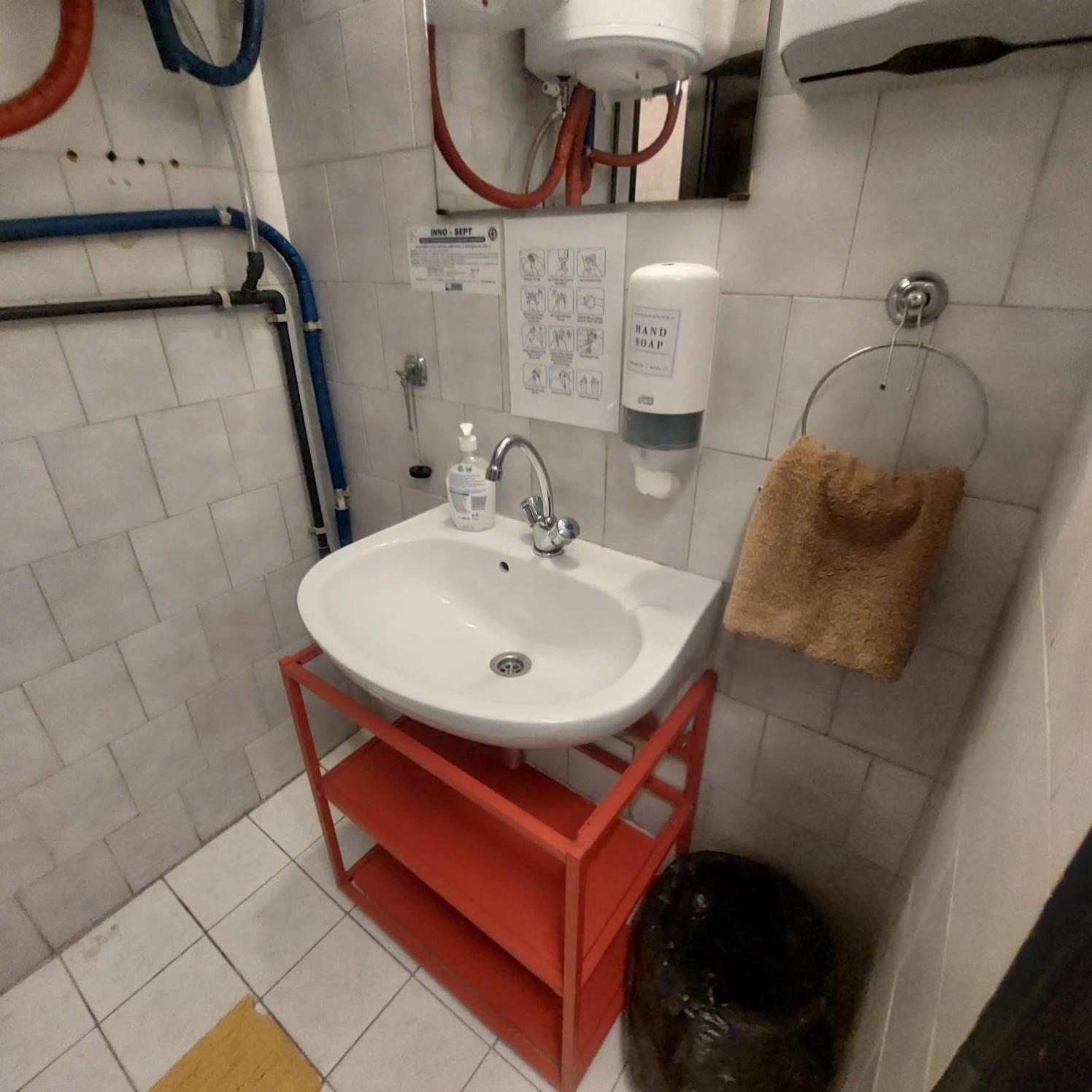 Whole Basement Former Pub 5 For Stag Do Апартаменти Будапешт